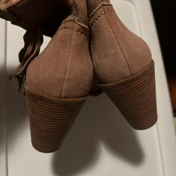 Jessica Simpson boots fringe tan suede size 10 - Picture 6 of 6